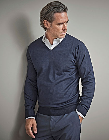 Men�s V-Neck Sweater