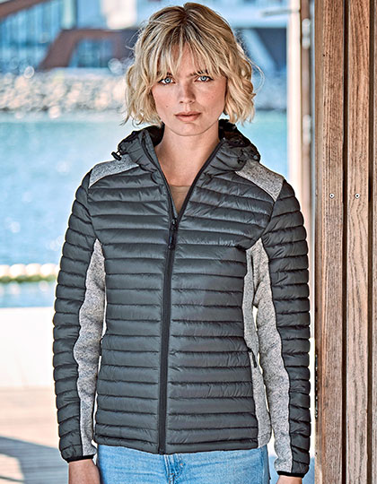 Women�s Hooded Outdoor Crossover Jacket